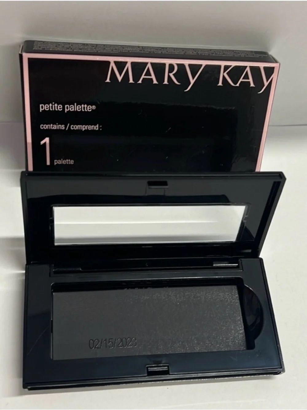 Mary Kay Petite Palette Magnetic Eyeshadow Holder - Black